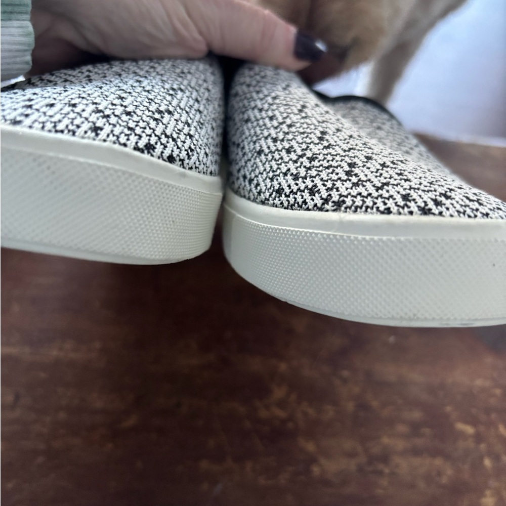 VINCE Blair knit upper 7.5 EUC - Picture 3 of 6